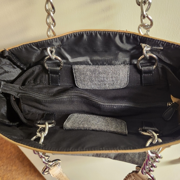 Miche Fashion Acessories Bag with removable insert. Black n  tan - Picture 5 of 5